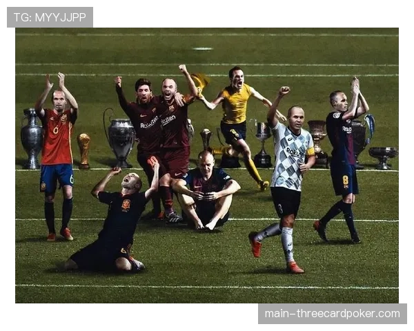 现场：南特球迷高歌鼓舞球队，主队连续三次前场反抢赢得掌声